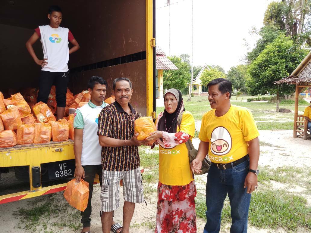 Donate Your Old Clothes To These 8 NGOs And Uplift M'sians In Need